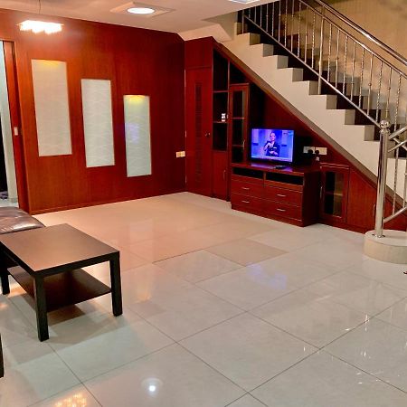 Awani Homestay Seberang Jaya Permatang Janggus Dış mekan fotoğraf